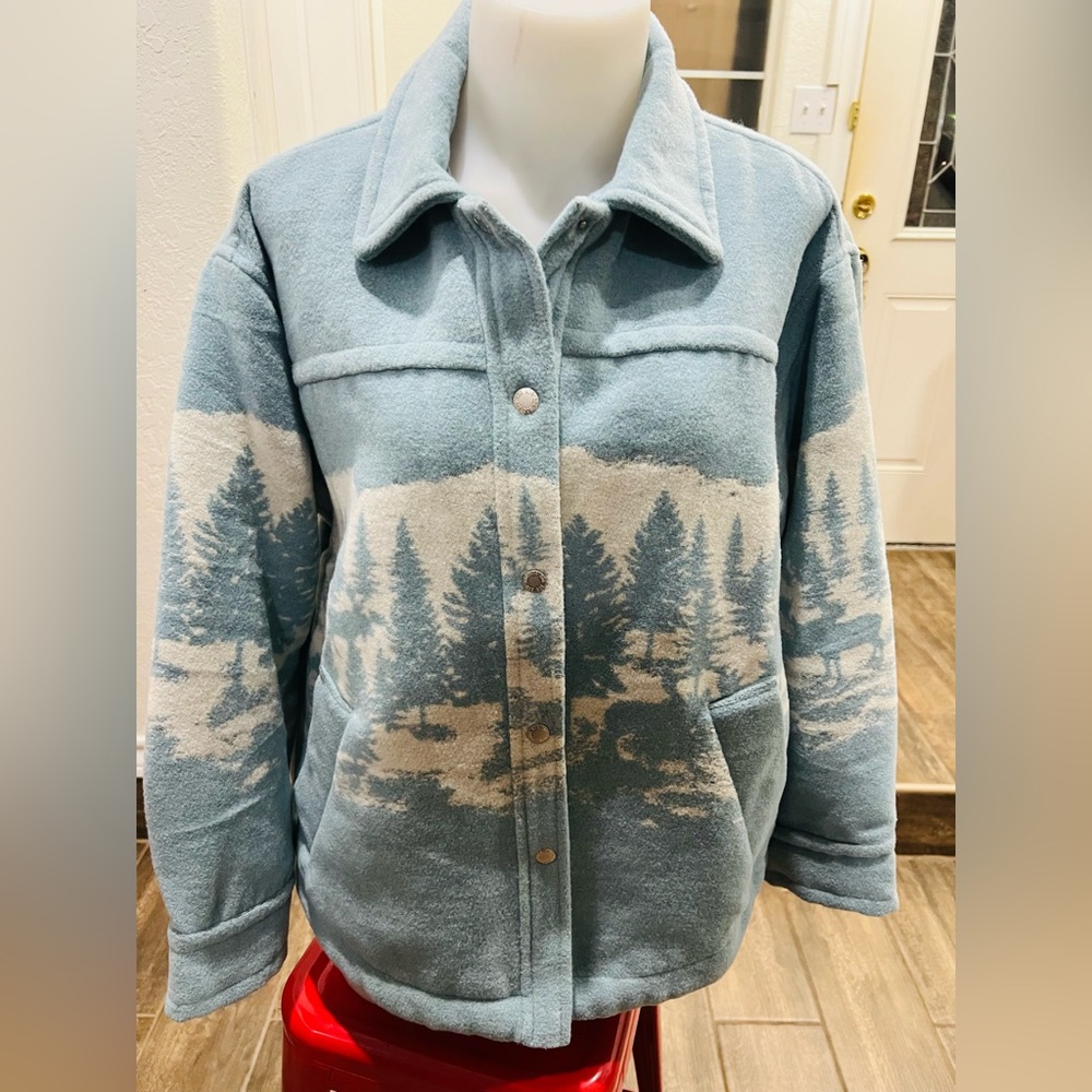 Urban Outfitter's Women's BDG Melton Shirt Jacket Light Blue Small Size